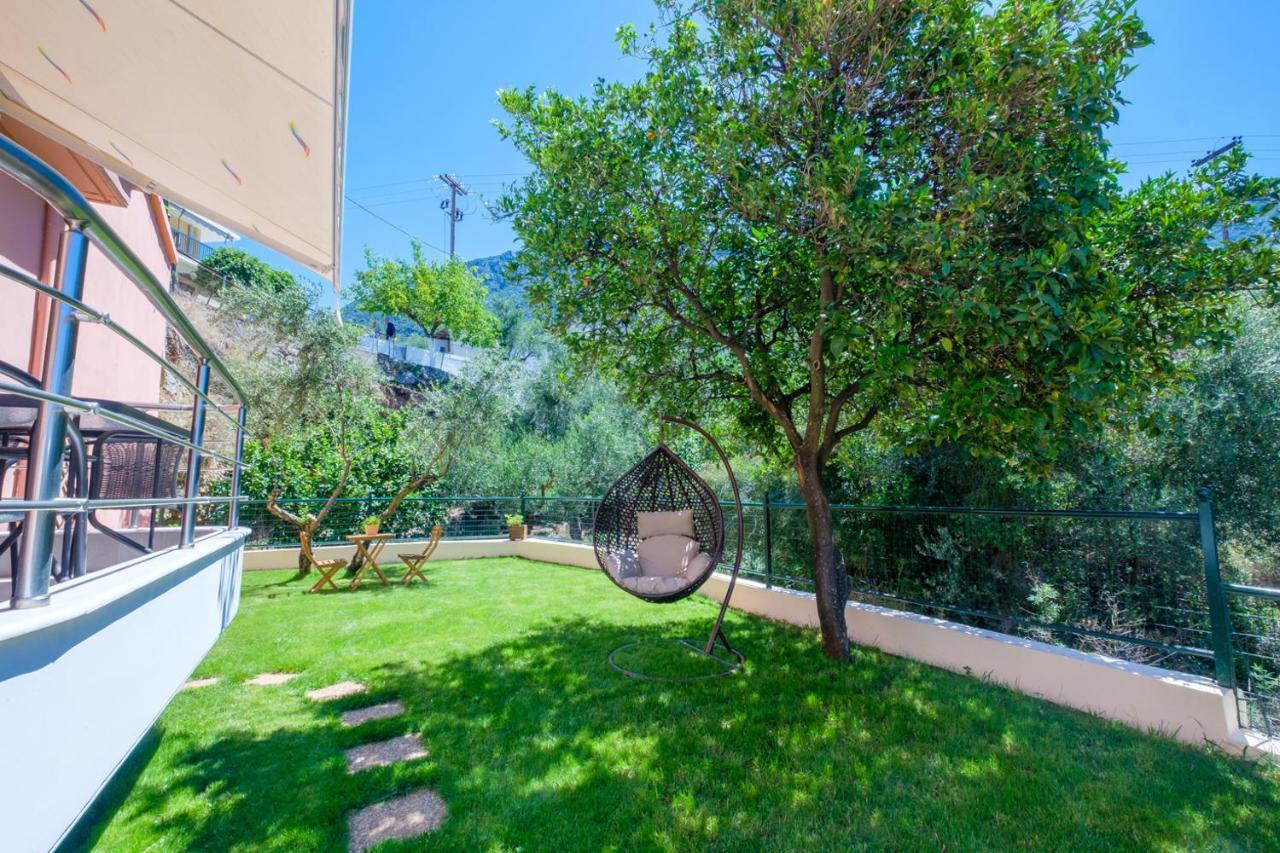 Almyros Aktis garden apartment Kalamata Exteriör bild
