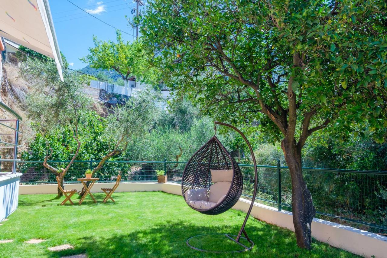 Almyros Aktis garden apartment Kalamata Exteriör bild