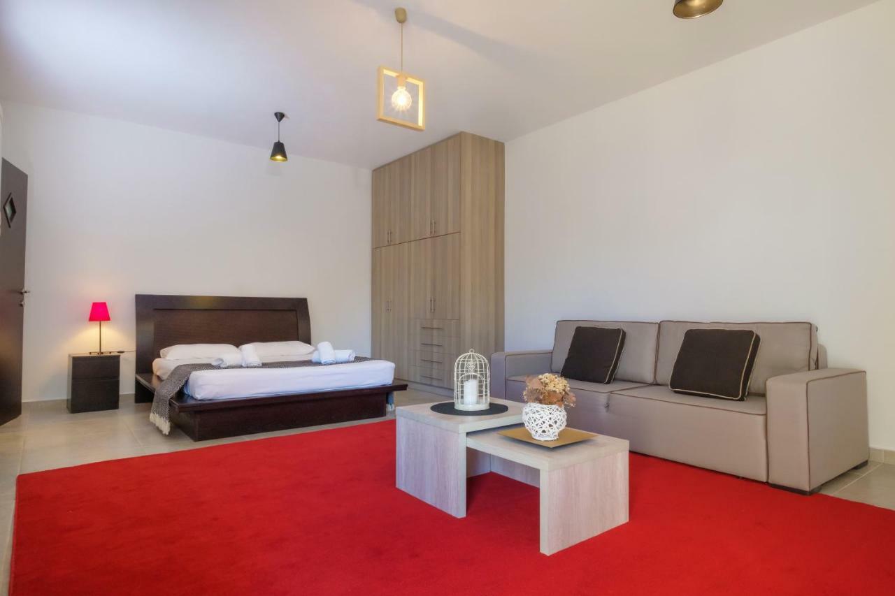 Almyros Aktis garden apartment Kalamata Exteriör bild