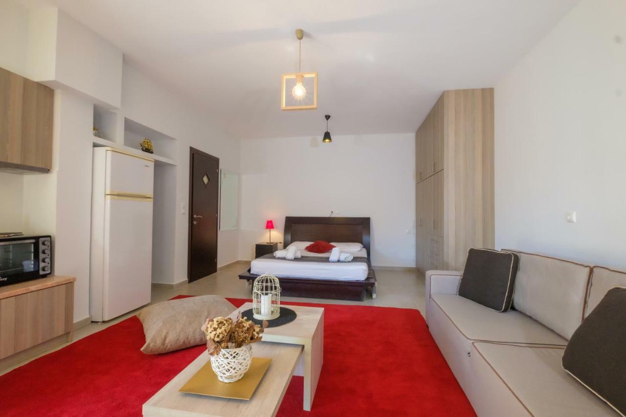 Almyros Aktis garden apartment Kalamata Exteriör bild