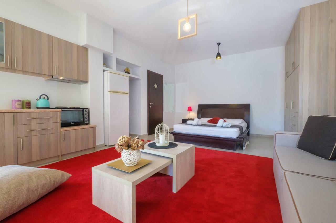 Almyros Aktis garden apartment Kalamata Exteriör bild